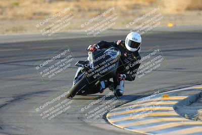 media/Oct-06-2024-Race Pace (Sun) [[d7d39ec7ad]]/1-Turn 10 (730am)/